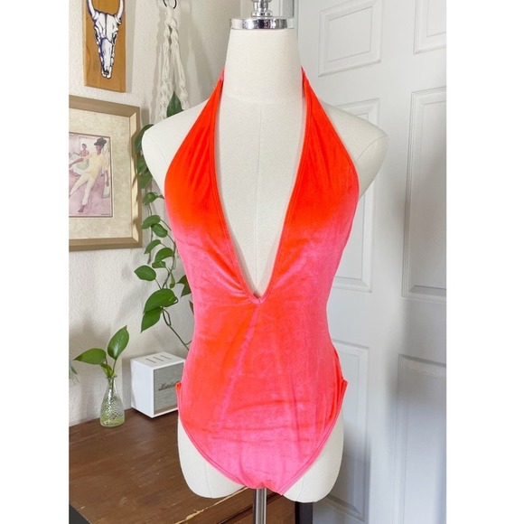Urban Outfitters Out From Under Velvet Plunging Swimsuit One Piece - Picture 9 of 10